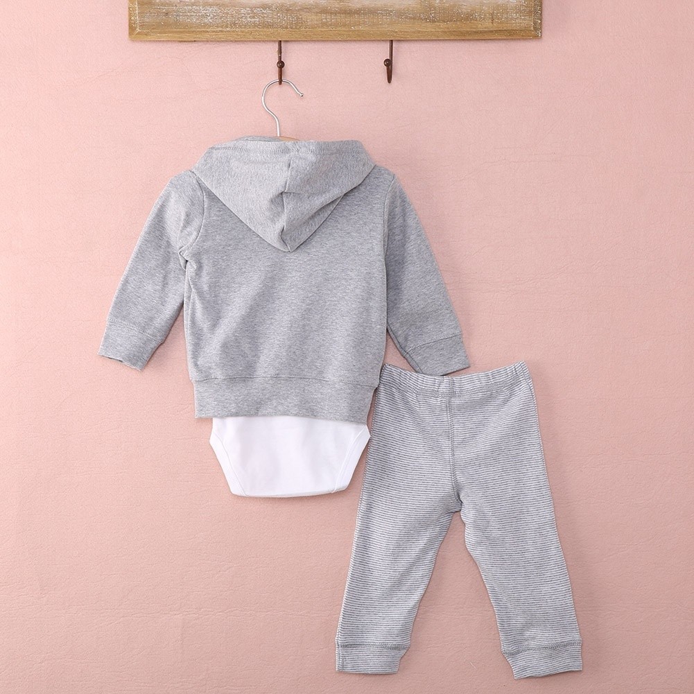 Set quần áo 3 món gồm áo khoác + áo liền quần + quần dài giữ ấm cho bé trai