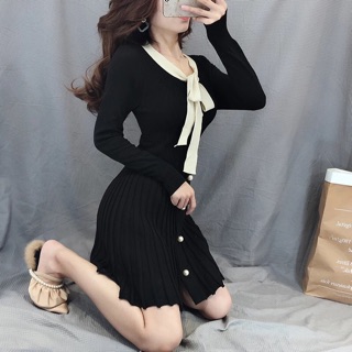 Váy len montoghi cổ nơ