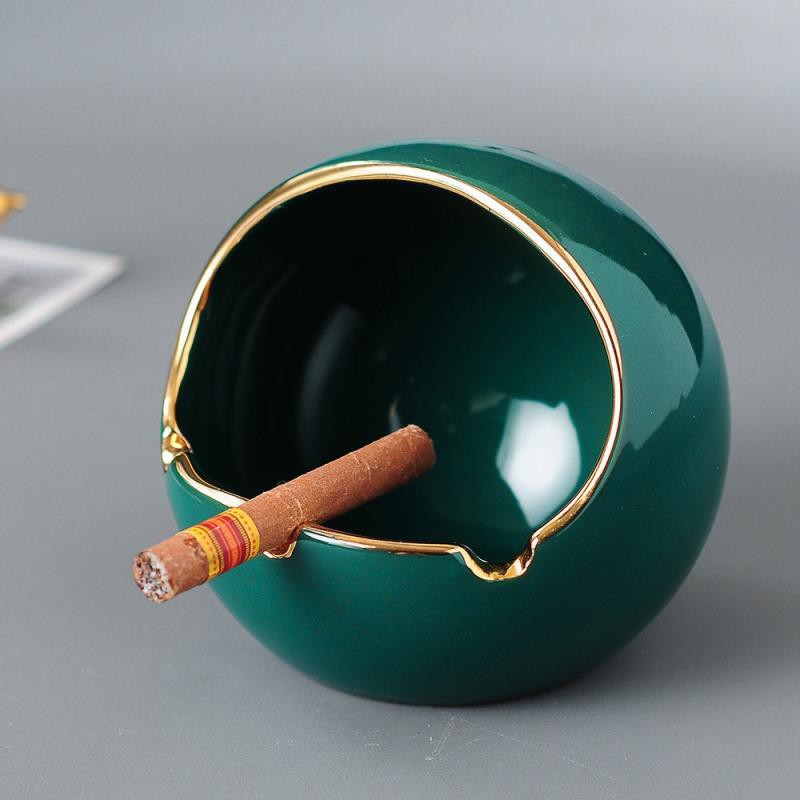 Gạt tàn thuốc bằng gốm hình phi hành gia sáng tạo trang trí phòng khách