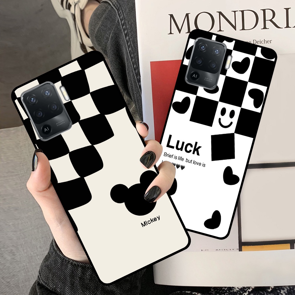 Ốp Oppo A94 in hình sọc caro, họa tiết đen trắng dễ thương