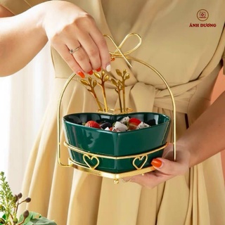Khay sứ đựng hoa quả hình trái tim kèm dĩa xiên