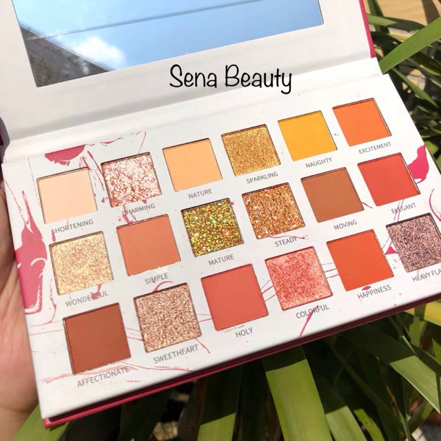 Bảng Mắt Nhũ 18 Ô Sweet Mint Hoa Sen Hàng Nội Địa Trung | BigBuy360 - bigbuy360.vn