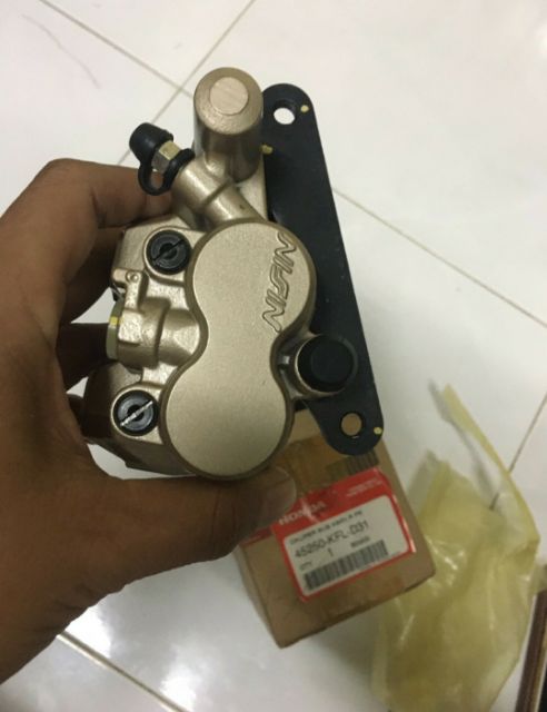 Heo dầu đĩa trước xe wave thái 110 , Future zin honda