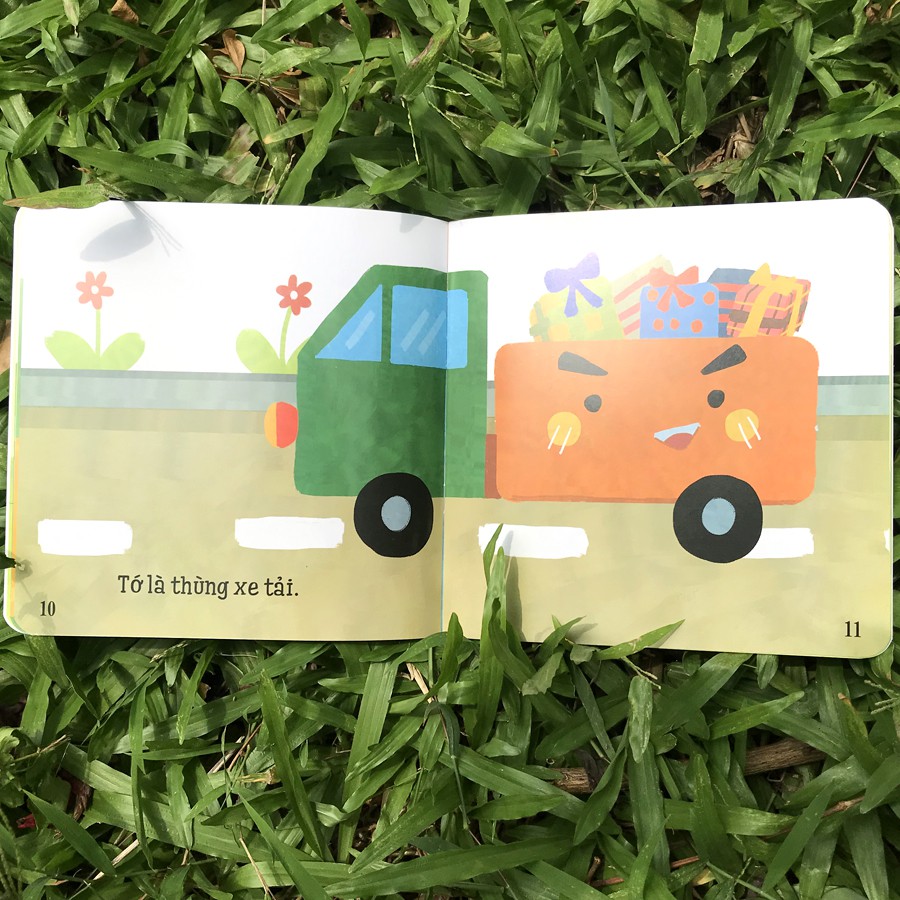 Sách -  Ehon Nhận Biết - Chơi Cùng Các Hình Khối - Hình Vuông, Hình Chữ Nhật Giác Và Hình Tam (1-6 tuổi)