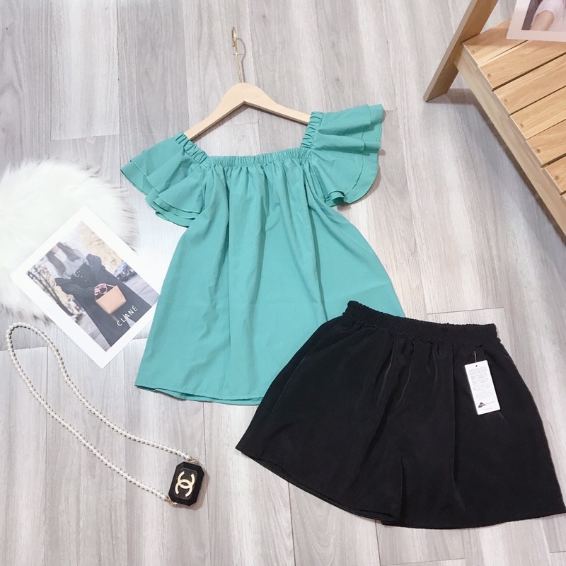 Set áo trễ vai cánh tiên bèo tầng mix quần sooc đùi chất thô lụa bệt vai