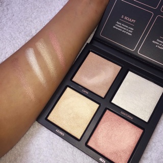 Phấn Bắt Sáng HUDA BEAUTY -  3D HIGHLIGHTER PALETTE