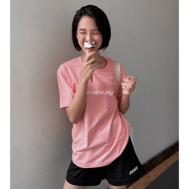 [Có clip] Áo thun Basic Tee Hồng vải mịn Streetwear - 100% cotton- Hàng local brand sản xuất tại VN