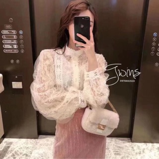 Áo sơmi phối ren bánh bèo