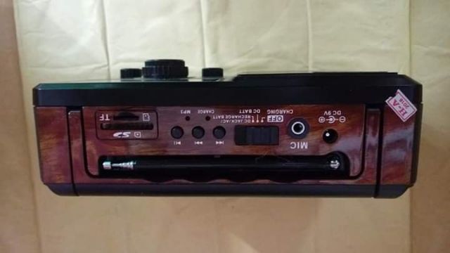 Đài Radio FM Sony Sw-888 UAR Chạy Thẻ Nhớ USB - Giá Sốc