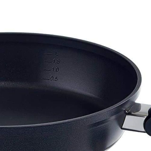 CHẢO CAO CẤP FISSLER ALUX PREMIUM 28CM