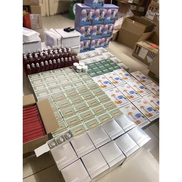 Tẩy da chết Body LOccitane Almond Shower Scrub | BigBuy360 - bigbuy360.vn