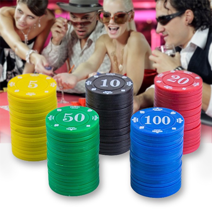 Bộ 100 phỉnh poker nhiều mệnh giá