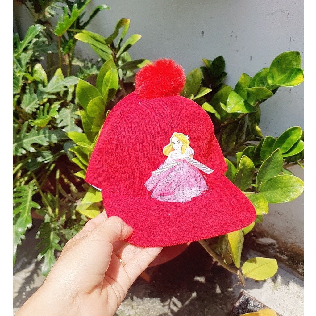 Nón Kết Nhung Cục Bông Công Chúa Cho Bé Gái Đáng Yêu Xinh Xắn