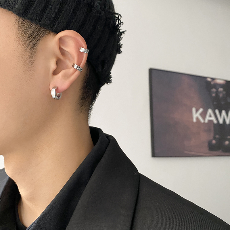 Khuyên Tai Thiết Kế Cá Tính Độc Đáo Hợp Thời Trang