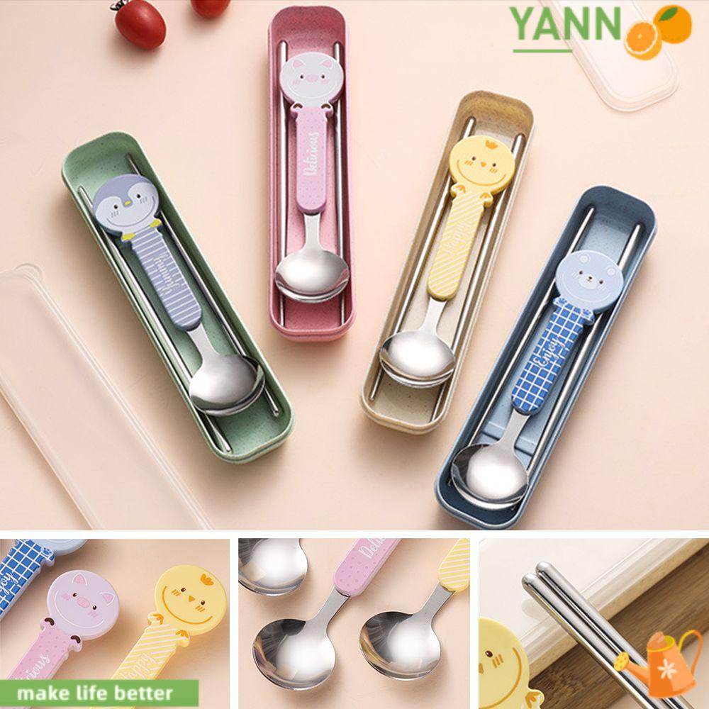 Set 2 Dụng Cụ Ăn Uống Cho Bé Bằng Chất Liệu Thép Không Gỉ Kiểu Dáng Tiện Dụng Mang Theo Du