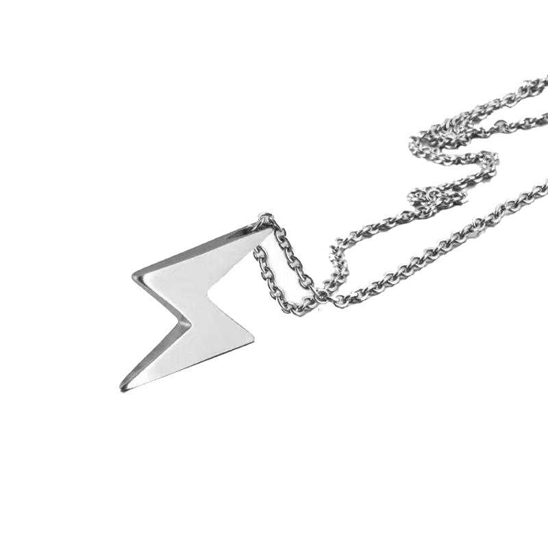 [Giao Hàng Miễn Phí] Dây Chuyền Kim Loại Mặt Tia Chớp Phong Cách Hip Hop Đường Phố 2237