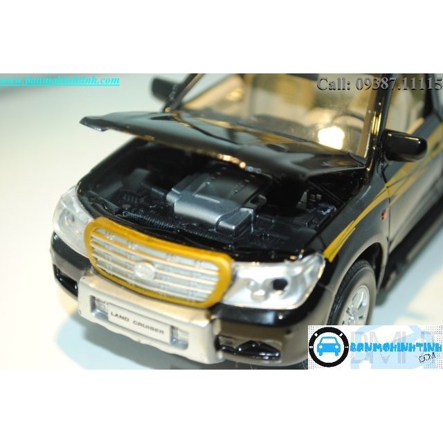 Mô hình xe Toyota Land Cruiser Black 1:32 Hotworks