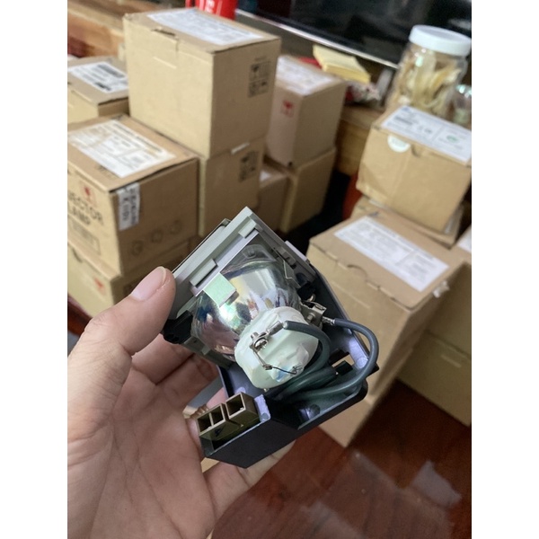 Bóng đèn máy chiếu NSH200