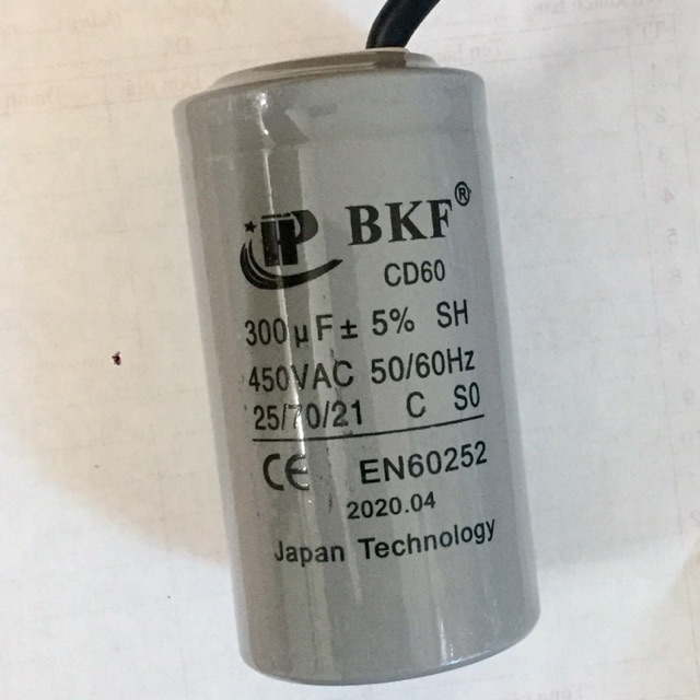 Tụ 300uf bkf