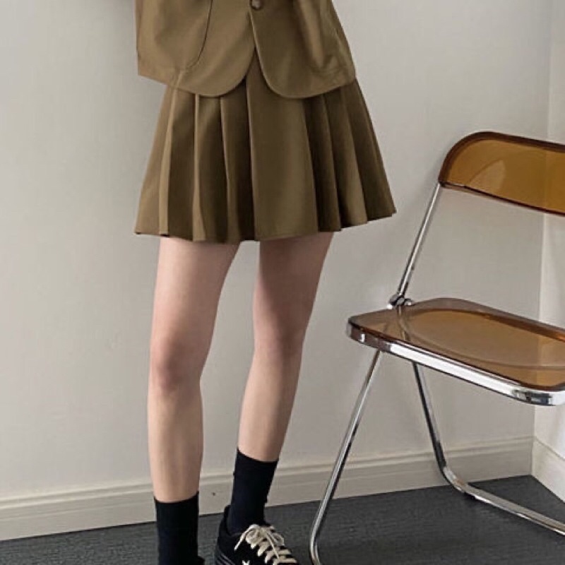 Set áo vest phối chân váy xoè xếp ly LeLa LDT12 màu đen nâu tây