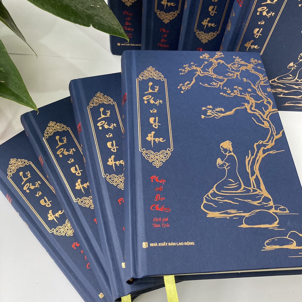 Sách - Lễ Phật và y học
