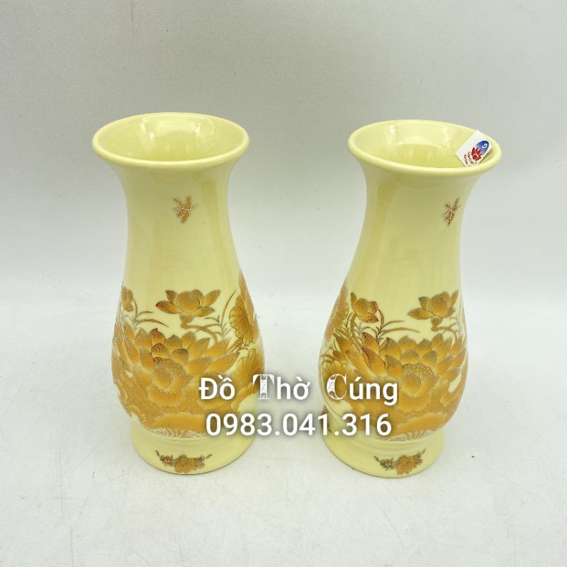 Lọ huệ cắm hoa thờ màu vàng ngà