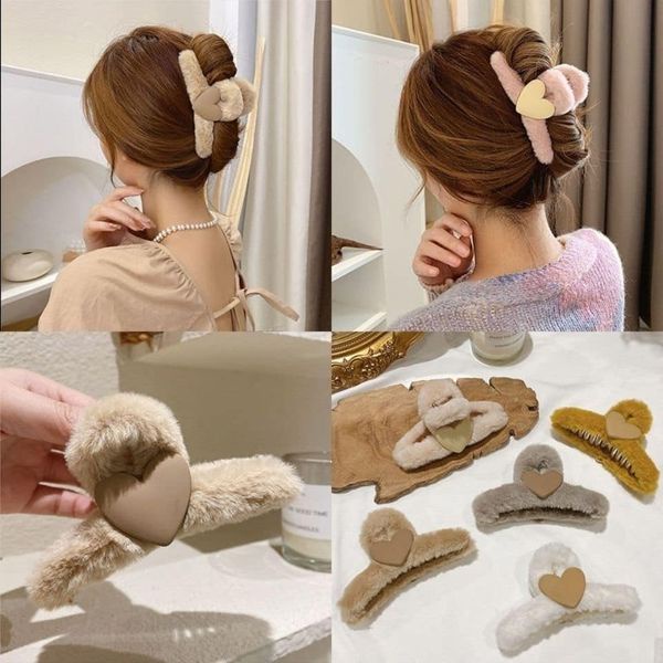 Cặp ngoạm lông gấu dâu hoặc gắn trái tim - bobu shop - cặp càng cua - giao màu ngẫu nhiên