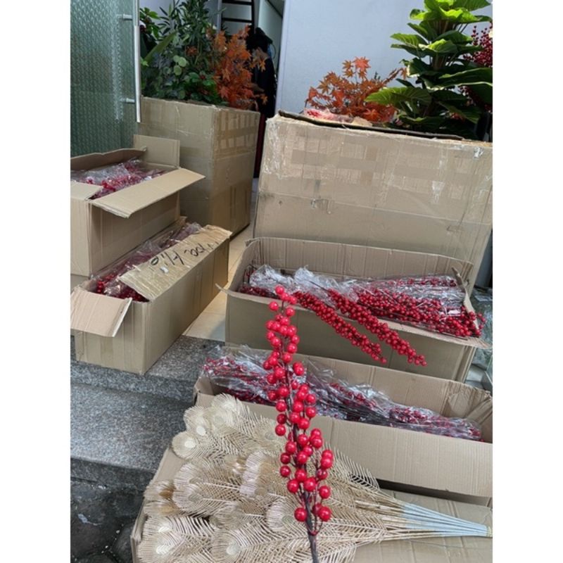 [ Loại 1]  Cành Đào Đông Đỏ Tài Lộc, Cành Đào Đông Trang Trí Ngày Tết 12 Nhánh Cao Cấp Rước May Mắn, Tài Lộc Cho Gia Chủ