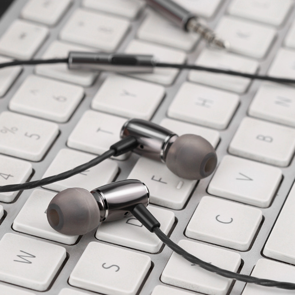 Tai Nghe Nhét Tai Ms Jack 3.5mm Có Micro Chất Lượng Cao | BigBuy360 - bigbuy360.vn