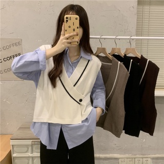 Áo gile len nữ croptop vạt chéo đính khuy cổ tim P746