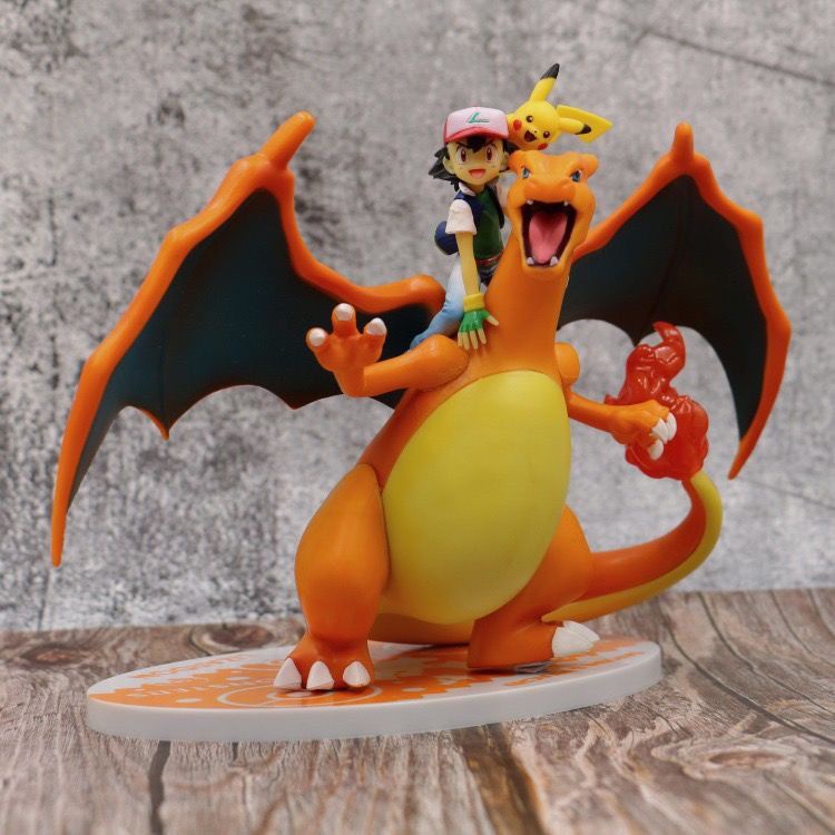 Mô Hình Nhân Vật Charizard Trong Pokemon Thiết Kế Dễ Thương Dùng Trang Trí