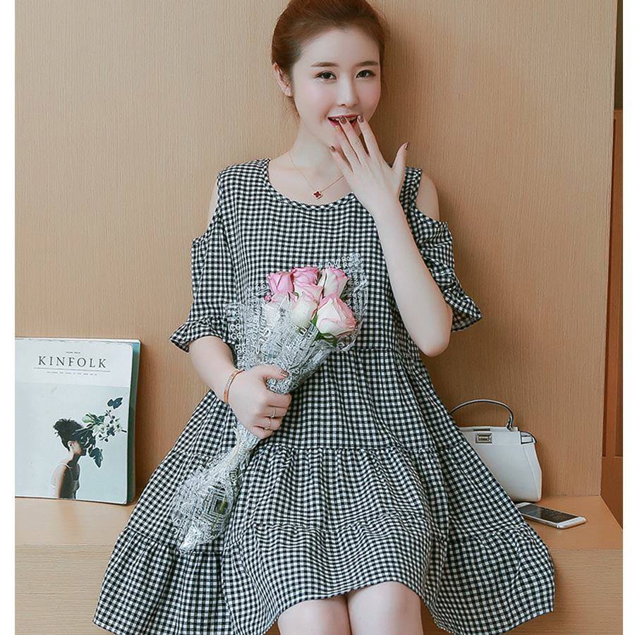 Váy Bầu Kẻ Caro Hở Vai