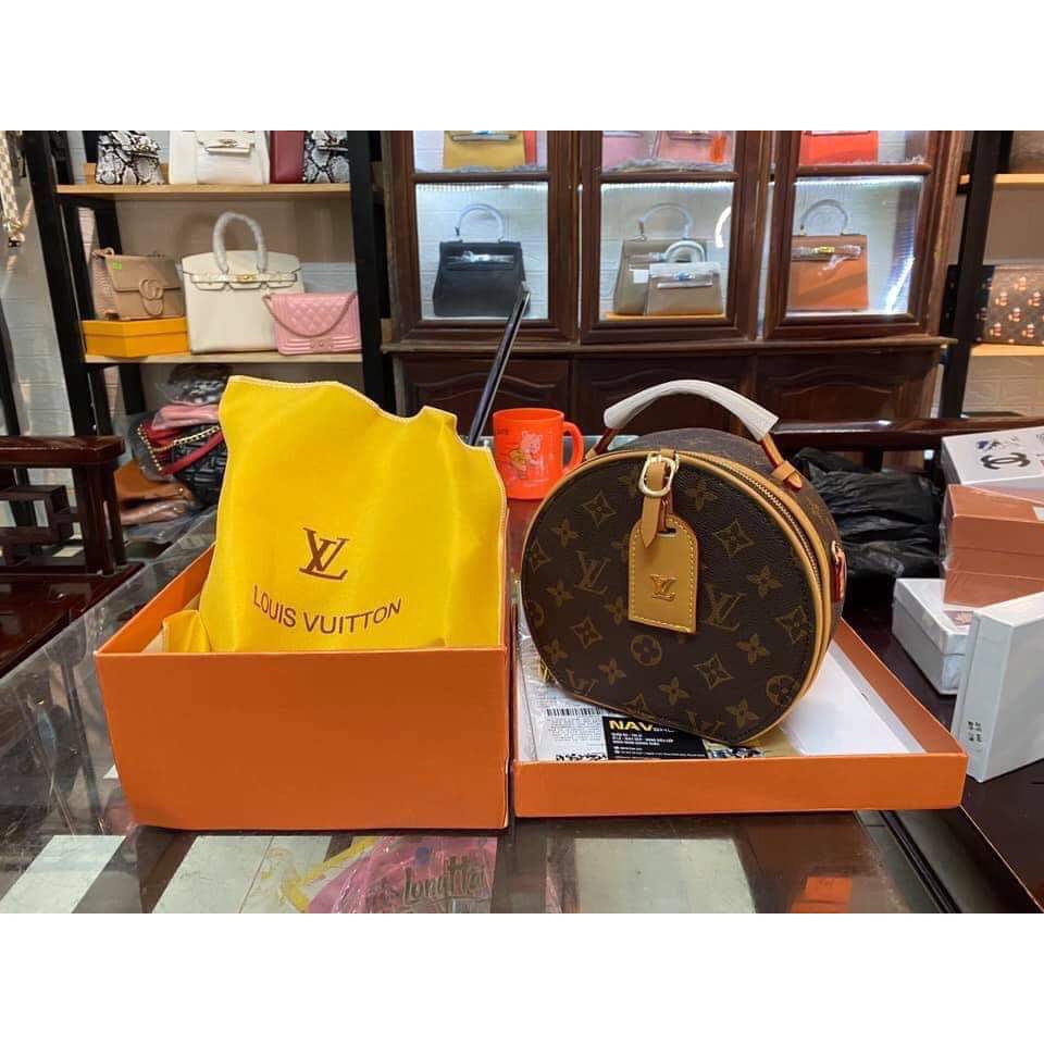 Túi Trống Tròn Hàng Sai 18 Hàng Loại 1Đựng Vừa Tât Cả Các Dòng Điện Thoại Đồ Trang Điểm Hàng Full Bocx Nguyên Siu MSP369