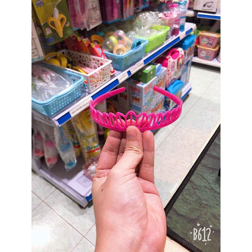Bờm vương miện cho bé