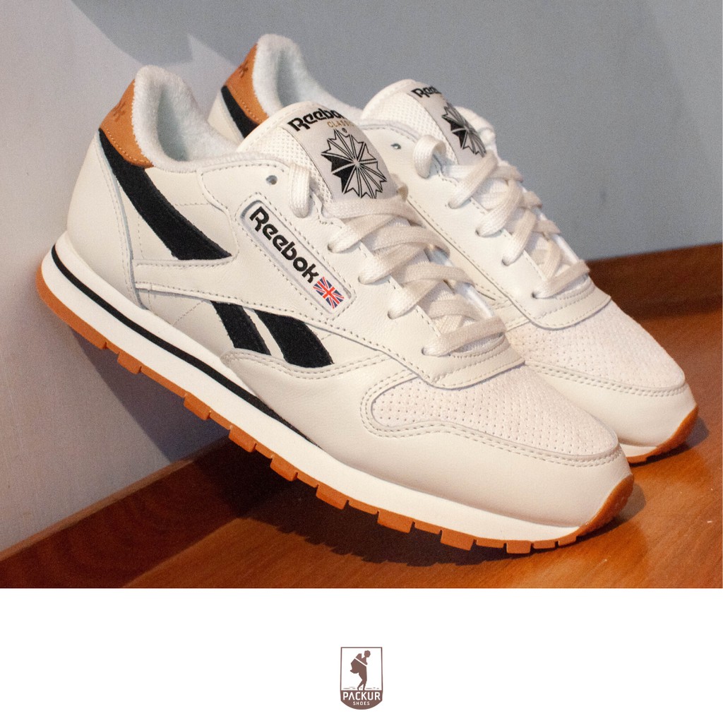 Giày Reebok Classic Leather (Trắng Ngà / Đen / Nâu) / FX1249