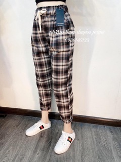Quần baggy kẻ caro