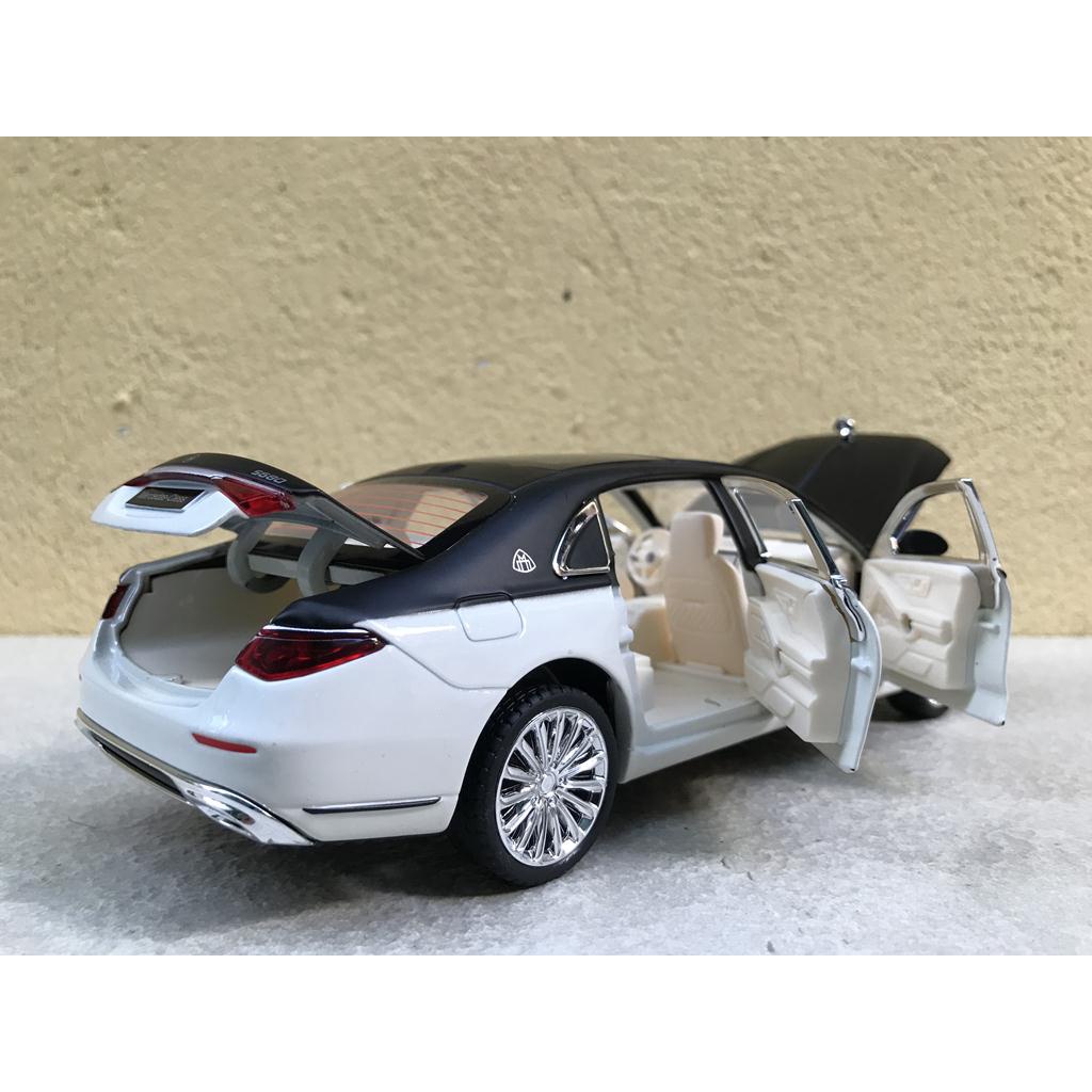 Mô hình xe ô tô Maybach S680 2022 1:24