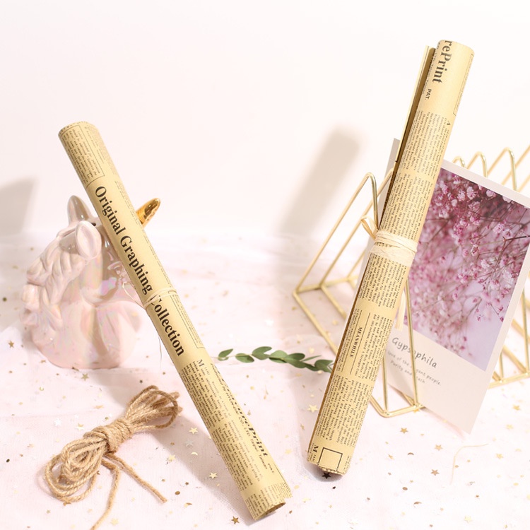 Set 2 cuộn giấy báo vintage kèm dây cói dùng gói hoa , quà tặng