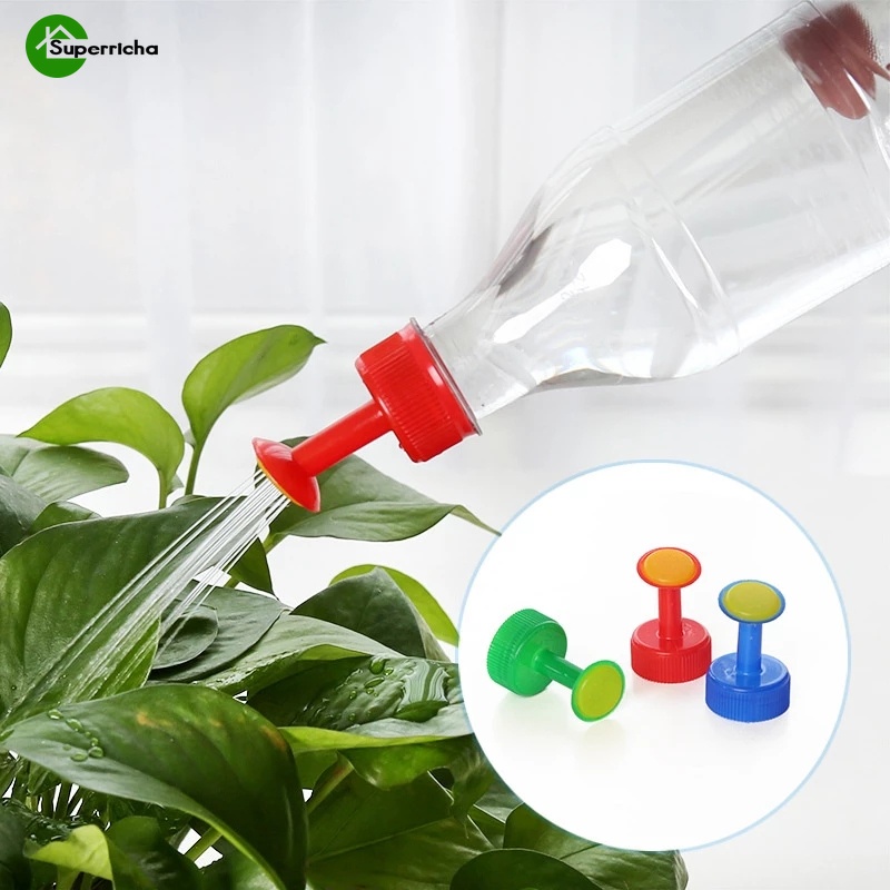 Đầu vòi tưới cây gắn chai nước tiện lợi