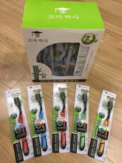 Combo 5 bàn chải than tre Hàn Quốc
