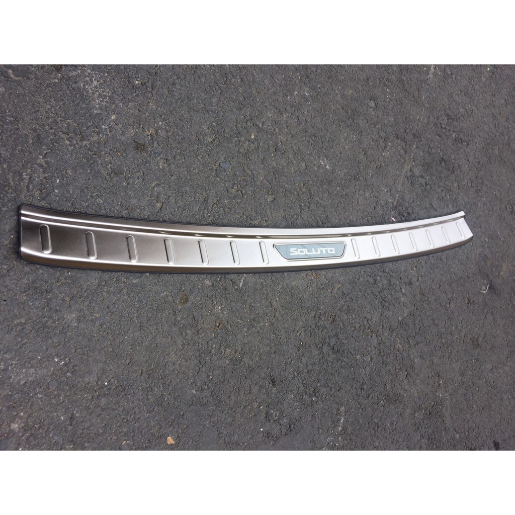 Nẹp cốp, chống trầy cốp xe Kia Soluto 2019-2020 2021 2022 mẫu inox cao cấp