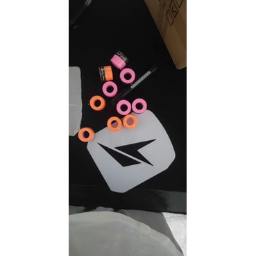 Logo các hãng cầu lông Yonex. Lining. Victor. Lindan. tặng kèm 1 bút . Ha Lee Sport