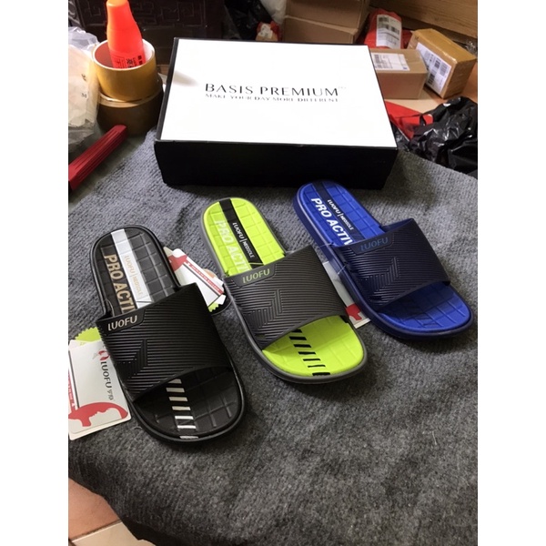 Dép nam quai ngang hàng nhập 3 màu( có size 44)