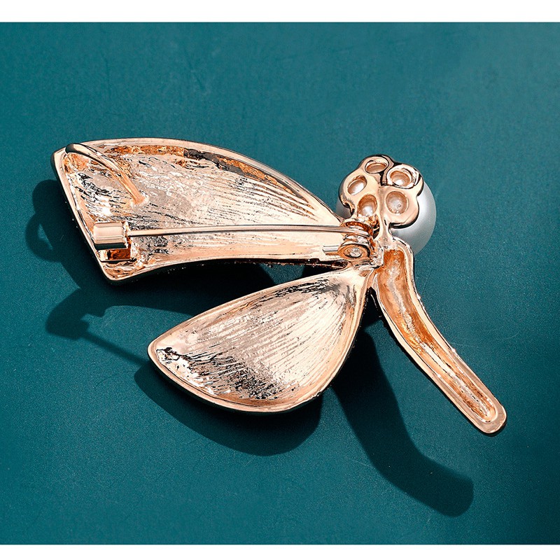 Cài áo chuồn chuồn phối mầu dễ thương