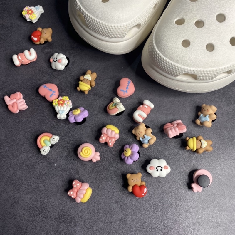 Jibbitz, Sticker Gắn Trang Trí Giày Dép Crocs Hình Dễ Thương