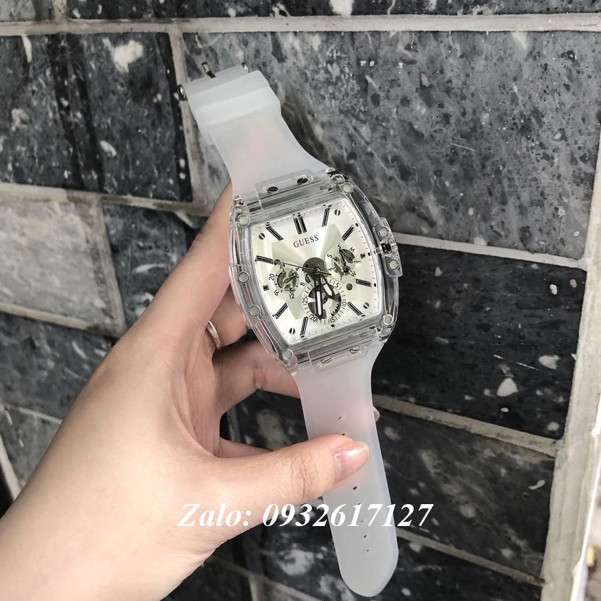 Đồng Hồ Nam Guess GW0203G1 Mặt Hình Quả Trám Dây Silicone 43 x 51mm