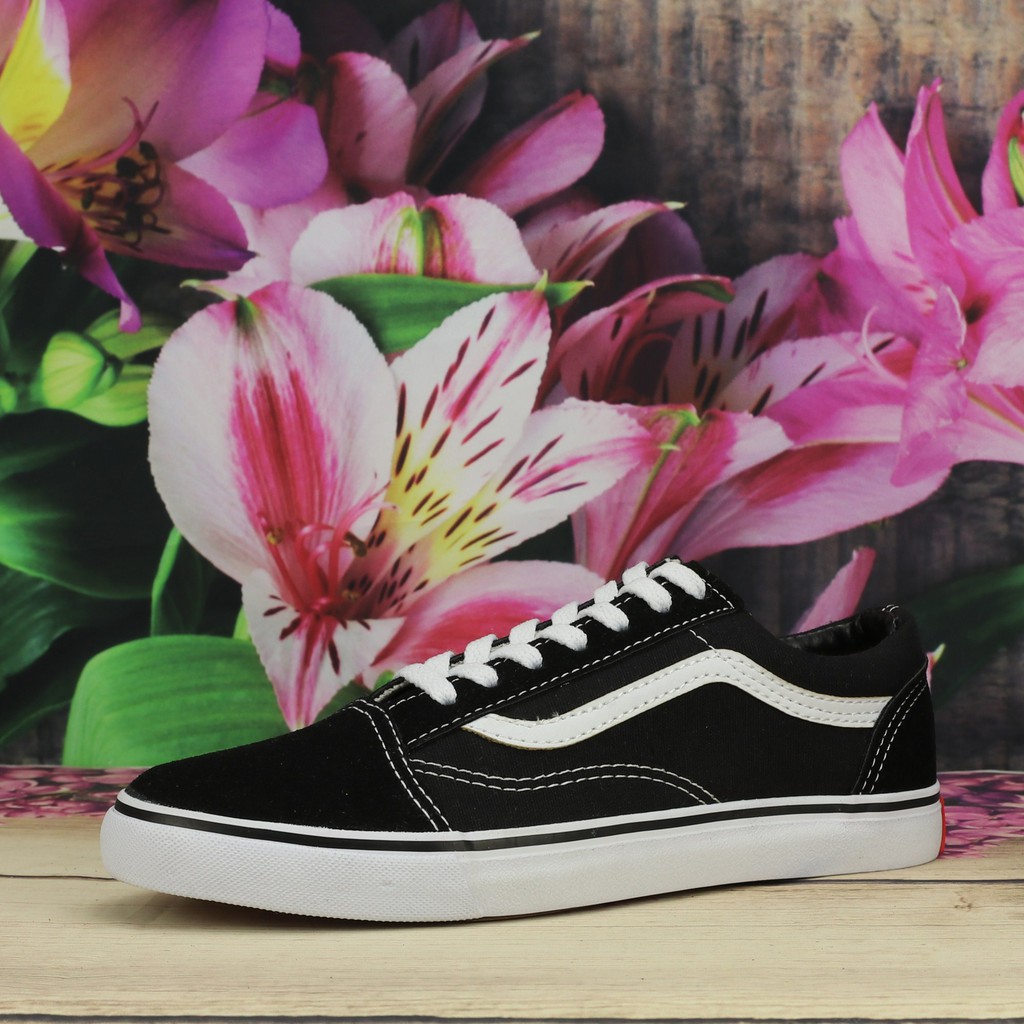 Giày Vải Sneaker VA Nam Cổ Thấp Màu Đen Đế Trắng