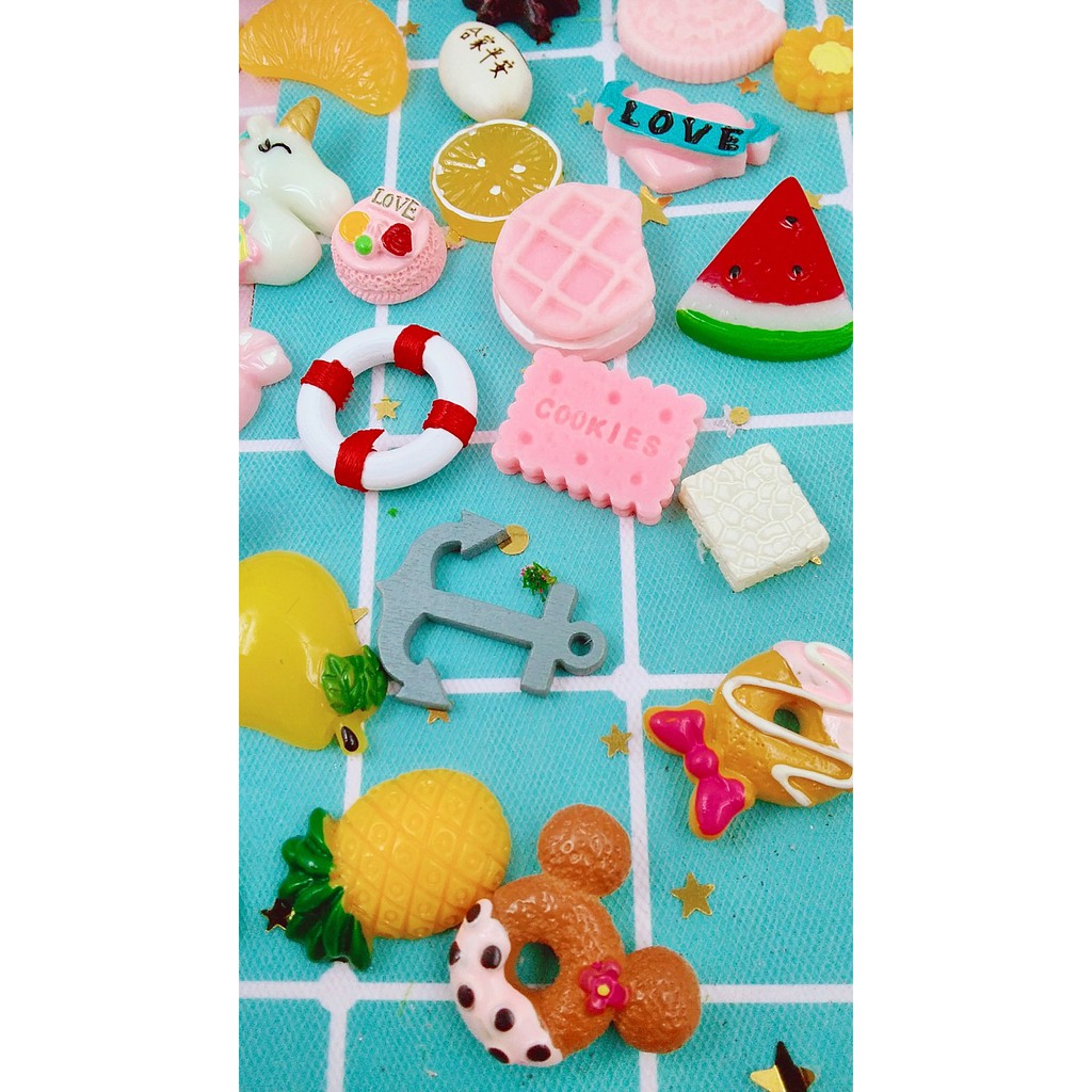 Charm sticker 2D gắn ốp điện thoại, gắn kẹp tóc, gắn bình nước