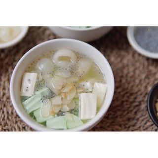 Set Chè Khúc Bạch làm được 20 chén