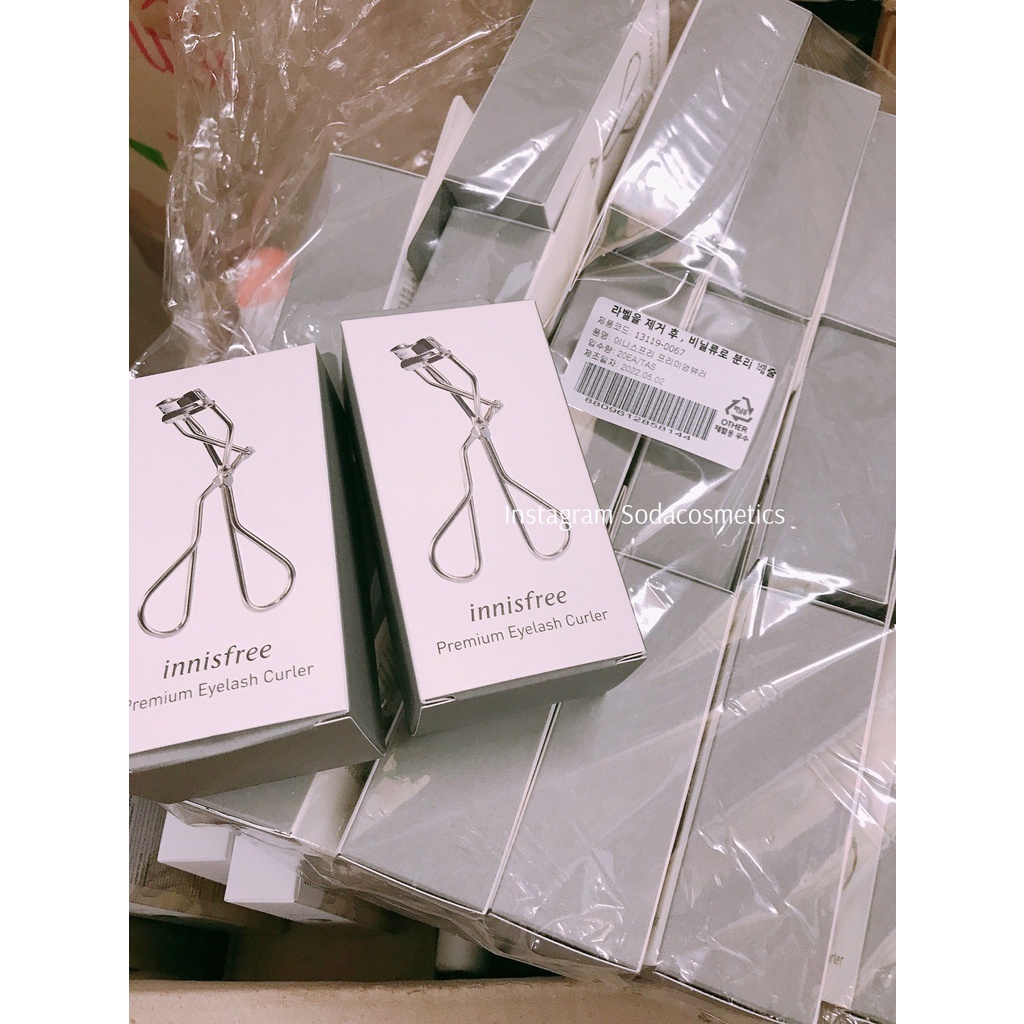 Bấm mi Innisfree Premium Eyelash Curler